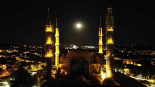 Mimar Sinan, ölüm yıldönümünde ustalık eseri Selimiye Camiinde anıldı