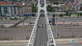 Mimar Sinan Üst Geçidine 180 ton kaydırmaz asfalt serildi
