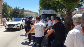 Motosikletin çarptığı 12 yaşındaki çocuk hastaneye kaldırıldı