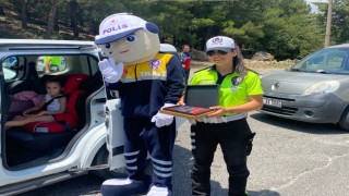 Muğlada “şeker” tadında trafik uygulaması