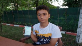 Mum ışığında LGSye hazırlanan afetzede öğrenci Türkiye birincisi oldu