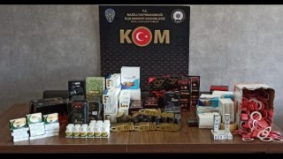 Nazillide kaçakçılık operasyonu