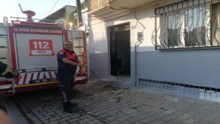 Ocakta unutulan yemek evi yakıyordu
