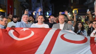 Okçular Vakfı, KKTCde bayrak yürüyüşüne katıldı
