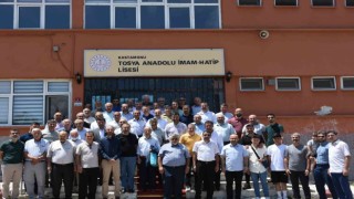 Okul arkadaşları 47 yıl sonra buluştu