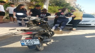 Otomobil ile motosiklet çarpıştı: 1 yaralı