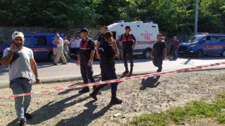 Otomobil Melen Çayına düştü, ekipler sürücüyü bulmak için seferber oldu
