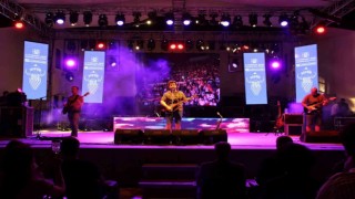 Pinhaniden Akşehirde konser