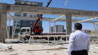 Pursaklar Mimar Sinan Pazar Alanı ve Ticaret Merkezi inşaatı hızla yükseliyor