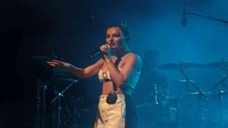 Rumen pop star Minellinin dünya turnesinden önceki durağı Alanya oldu