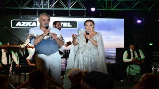 Safiye-Faik ikilisi Bodrumda tatilcileri coşturdu