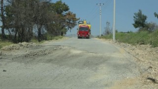 Sakarkaya Mahalle sakinleri, ağır tonajlı araçlardan şikayet etti