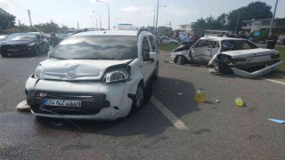 Samsunda trafik kazası: 2 yaralı