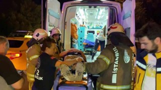 Sancaktepede 5 araç kazaya karıştı, 2 kişi yaralandı