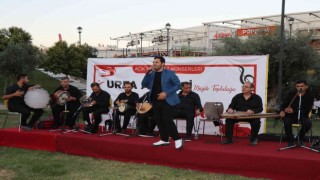 Şanlıurfada açık hava konserleri devam ediyor