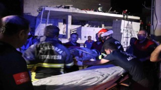 Şanlıurfada inşaat çöktü, molozların altında kalan 3 işçi kurtarıldı