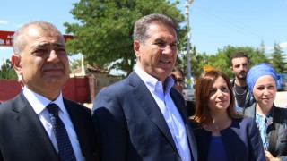Sarıgül: “KYK'daki öğrencilerimizin borçlarının faizlerinin tamamının silinmesi lazım”