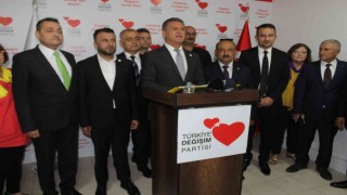 Sarıgül: “Miçotakis, Amerikaya güvenme, ayıdan post Amerikadan dost olmaz”