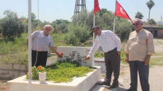 Şehit Yasin Ak, kabri başında dualarla anıldı