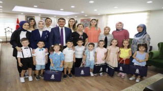 Şehzadelerde mini konserli bayramlaşma