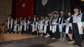 Siyaset Biliminde mezuniyet heyecanı