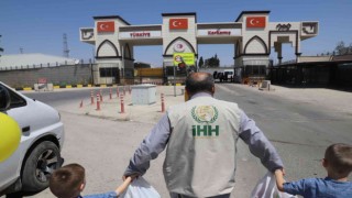 Sokakta bulunan İnguş kardeşler Rusyada yaşayan ailesine kavuştu