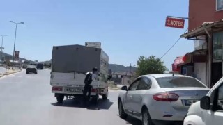 Sultanbeylide patenli gencin tehlikeli yolculuğu kamerada