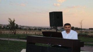 Suriye sınırında piyanolu konser