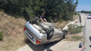 Takla atan otomobilde 2 kişi öldü, 2 kişi yaralandı
