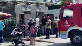 Taksimde turistler metro asansöründe mahsur kaldı