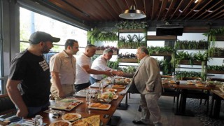 Talasta esnaf buluşmaları sürüyor