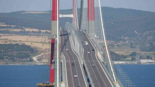 Tatilciler 1915 Çanakkale Köprüsünü tercih ediyor