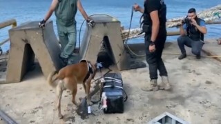 Tekirdağda yük gemisinin altına saklanmış 242 kg kokain yakalandı