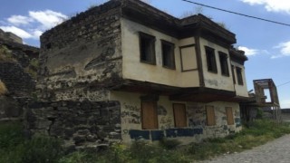 Tevfik Paşa Konağı yıkılıyor