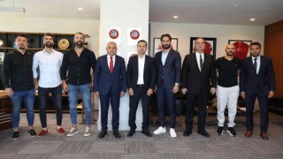 TPFD Başkanı Saffet Akyüzden Mehmet Büyükekşiye ziyaret