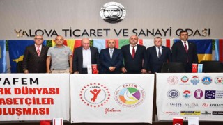 Türk dünyası siyasetçileri buluştu