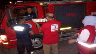 Türk Kızılaydan Manisadaki yangın ekiplerine gıda desteği