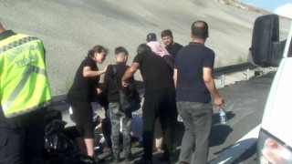Türkiyeye bayramlaşmaya gelen gurbetçi aile kaza yaptı: 1i çocuk 2 yaralı