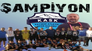 U14 Liginde şampiyon Kayseri Atletikspor