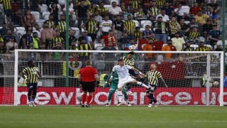 UEFA Şampiyonlar Ligi: Dinamo Kiev: 0 - Fenerbahçe: 0 (Maç sonucu)