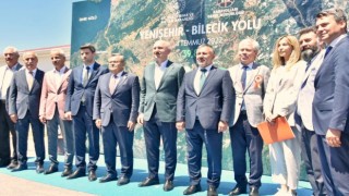 Ulaştırma Bakanı Karaismailoğlundan Yenişehire müjde