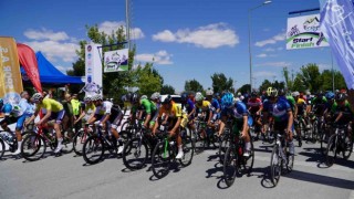 Uluslararası Yol Bisiklet Yarışları Grand Prix Erciyes Etabı başladı