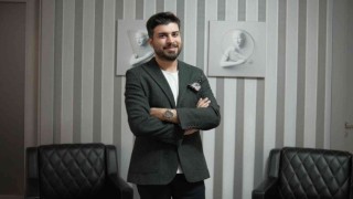 Ünlü Jinekolog Op. Dr. Şen: Doğum kontrol hapları aşırı tüylenme ve sivilcelenmeye neden oluyor