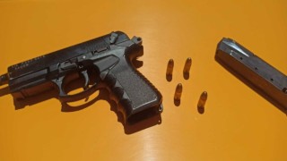 Uyuşturucu taciri 5 kişi tutuklandı