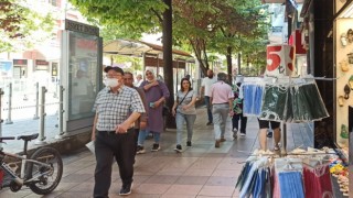 Vakalar tırmanınca maske satışları önemli ölçüde arttı