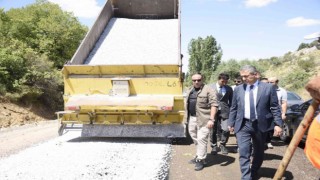 Vali Akkoyun, Morcalı köyündeki asfalt çalışmalarını inceledi