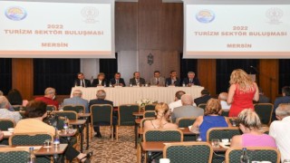 Vali Pehlivan: Mersin, turizmde avantajlı bir şehir