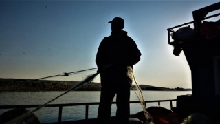 Van Gölü balıkçıları “Vira Bismillah” dedi