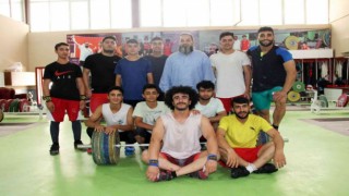 Vanlı halterciler Türkiye şampiyonasına hazır