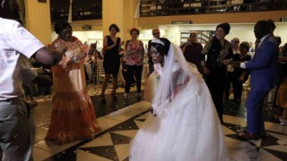 Vasiyetle yapılan ilk düğünün ardından Afrikadan üç gelin geldi